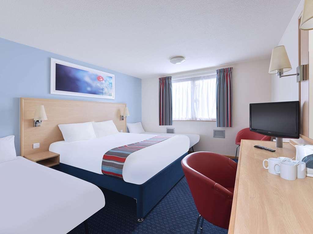 Hickstead Hotel Bolney Quarto foto