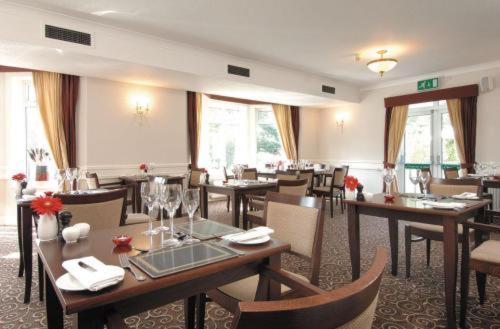 Hickstead Hotel Bolney Exterior foto